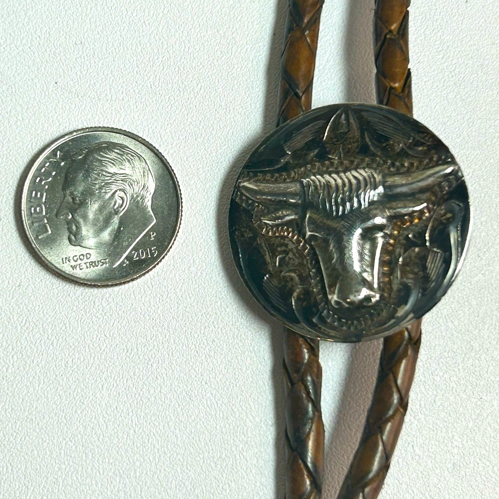 Vintage Sterling Silver Bolo Tie Bull Steer Longhorn Leather Southwestern - Picture 2 of 3